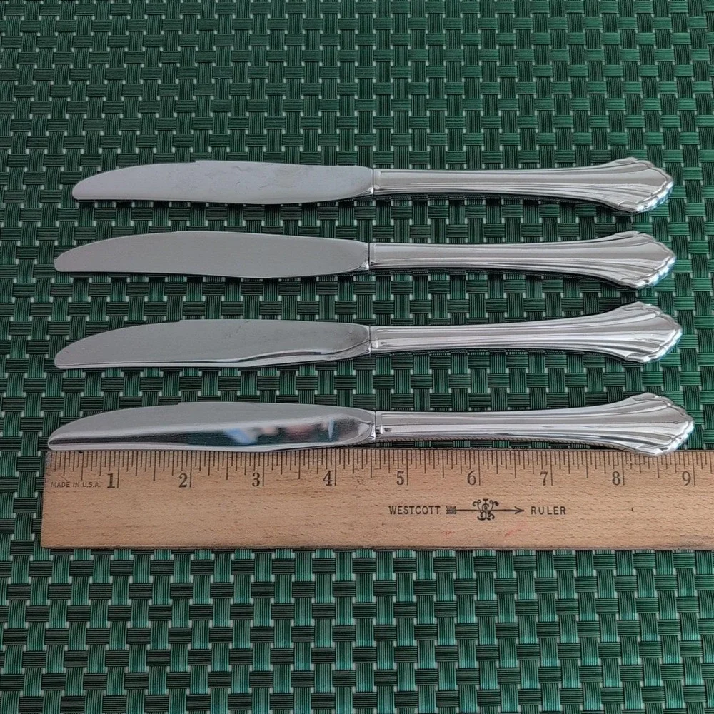 Oneida CLARETTE Dinner Knives Set Lot of 4 Community Betty Crocker Stainless USA